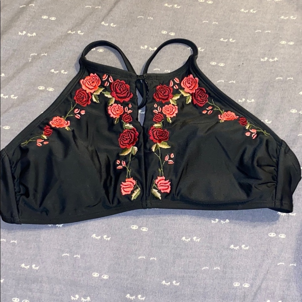 Black rose bikini top. Size M
